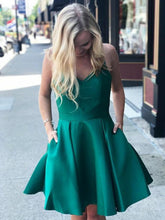 Elegant V-Neck Green Satin Short Prom Dress with Open Back Design