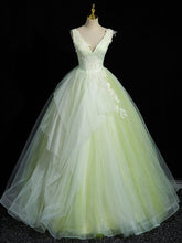 Daffodil V-neck Ball Gown Quinceanera Dress Sweet 16 Dress - DollyGown