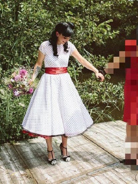 Country Style Vintage Cap Sleeves Chiffon Tea Length Wedding Dress with Black Polka Dots,20110227-Dolly Gown