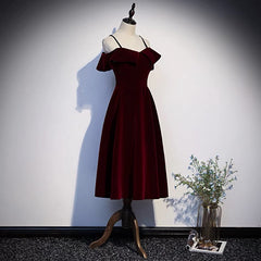 Retro Burgundy Velvet Short Prom Dress -DollyGown