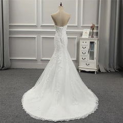 Sweetheart Fit and Flare Lace Wedding Dress Mermaid Strapless Bridal Gown for Curvy Brides #21011203