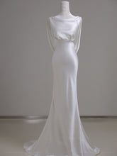 Vintage Sheath Silk Wedding Dress with Long Sleeves - DollyGown