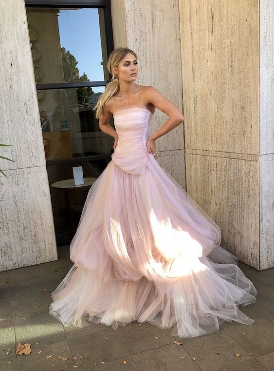 Stunning Light Pink Tulle Long Prom Dress for Women Formal