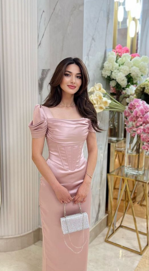 Stunning Pink Fashion Prom Dresses Sexy Evening Gowns for Women