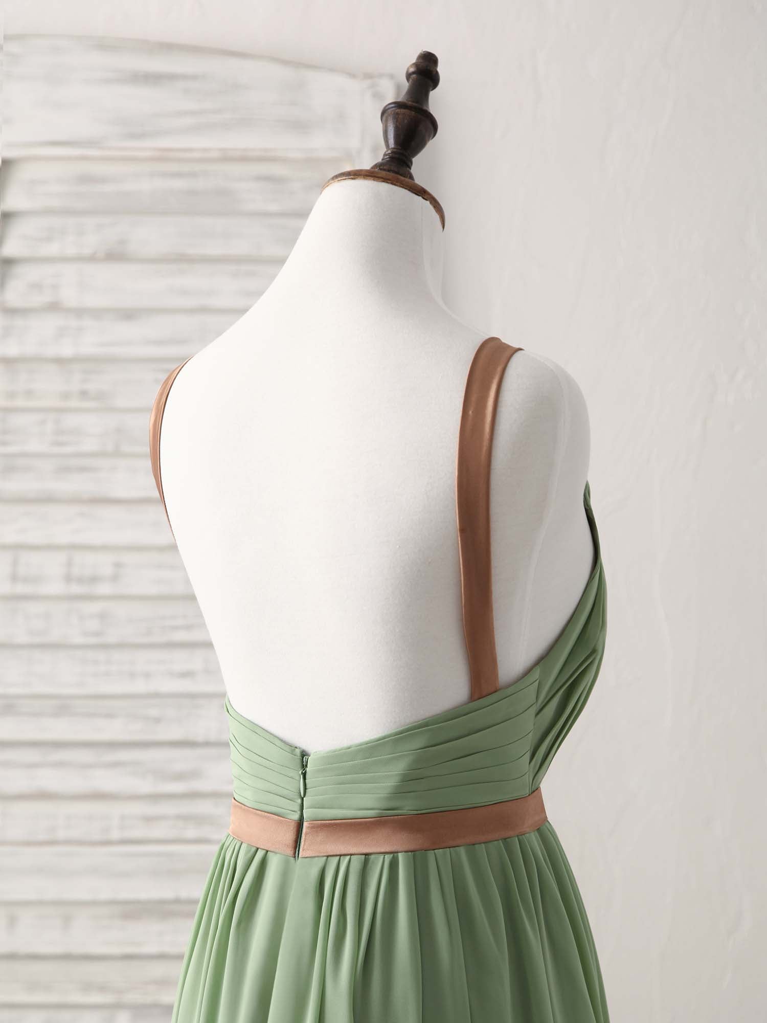 Elegant Chiffon Emerald Green Bridesmaid Prom Dress with Simple Long Design
