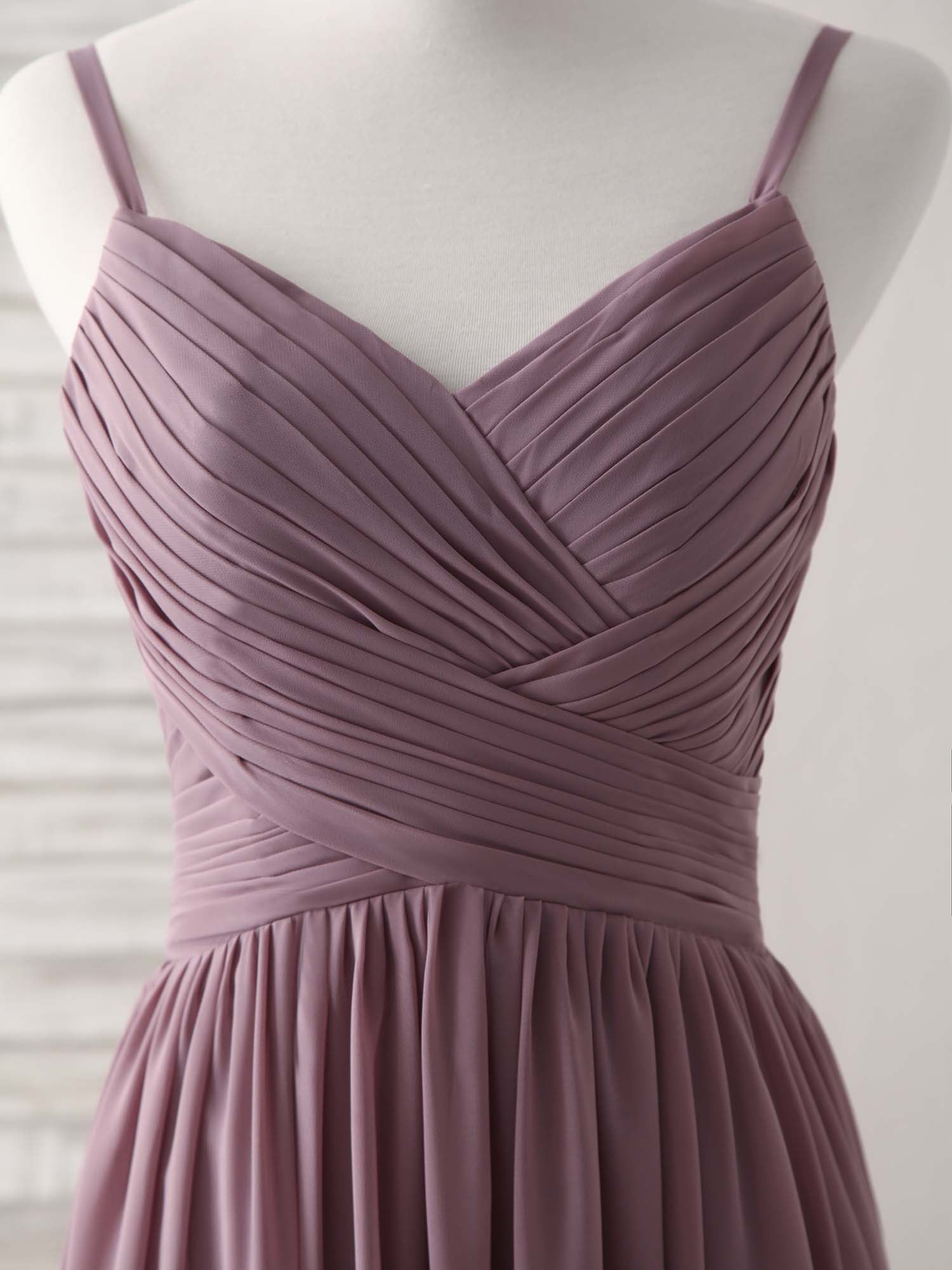 Simple V-Neck Chiffon Bridesmaid Dress: Elegant Long Prom Gown for Women