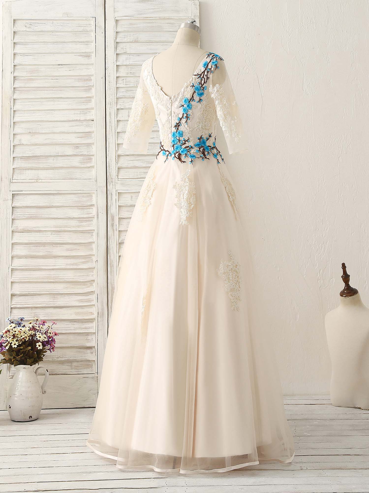 Elegant Lace Applique Tulle Long Prom Dress Light Champagne Bridesmaid Gown