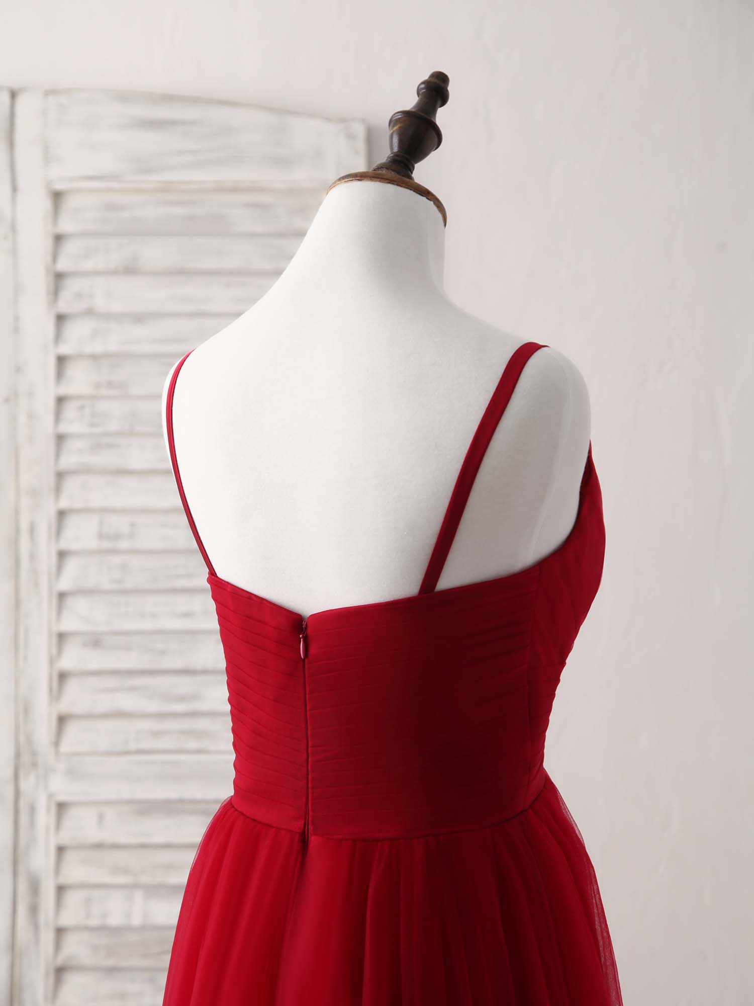 Elegant Burgundy Sweetheart Tulle High-Low Prom Dress for Bridesmaids and Evening