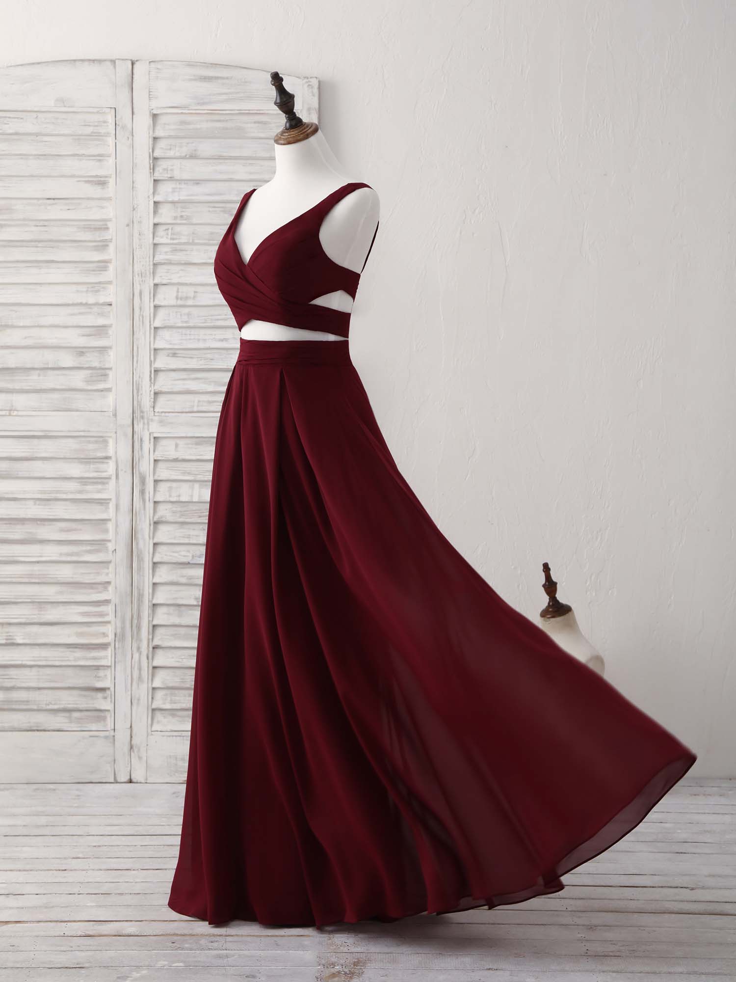 Elegant Two-Piece Burgundy Chiffon Long Prom Dress Evening Gown