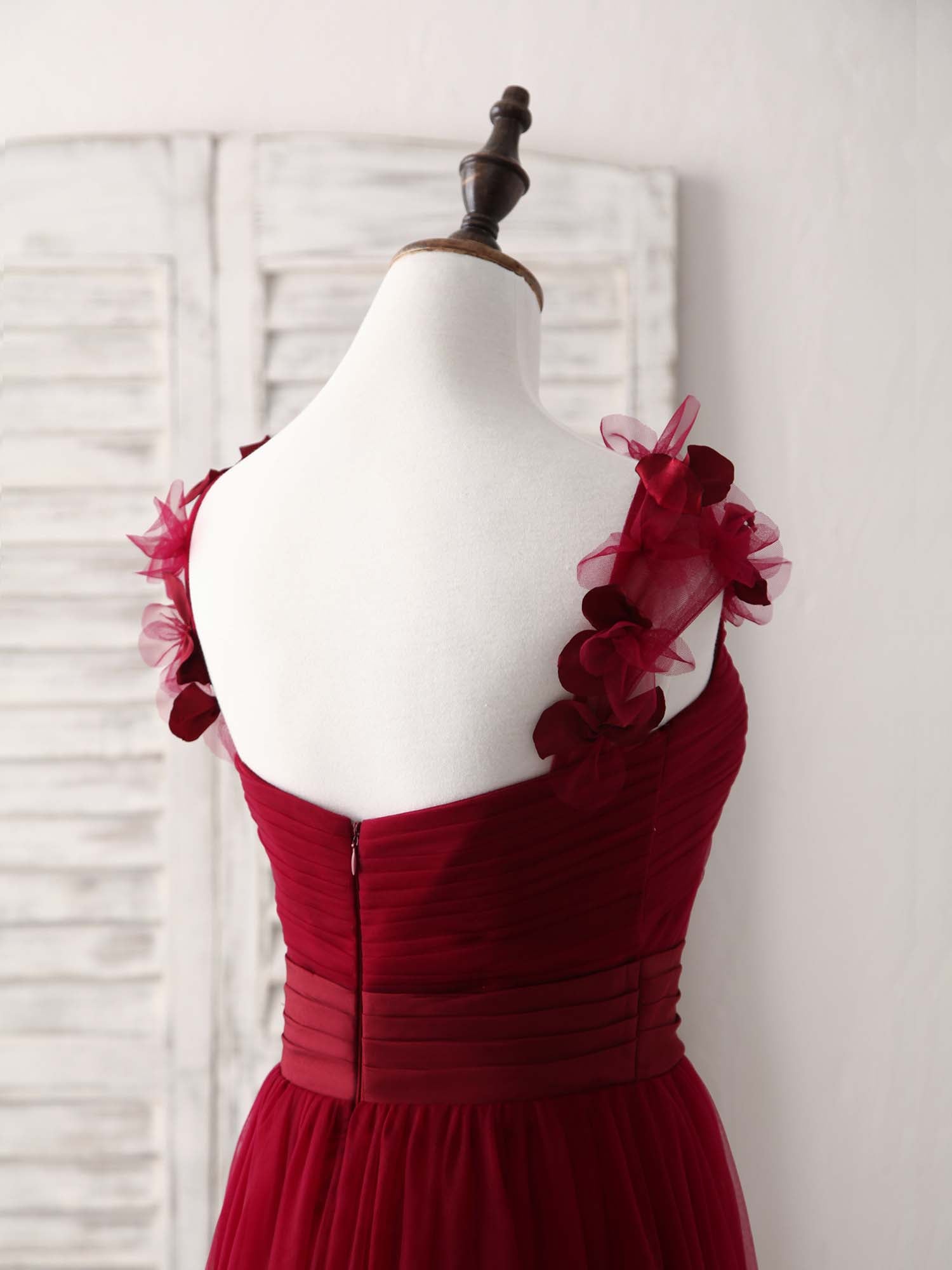 burgundy tulle bridesmaid dress Round Neck Tulle Floor Length Burgundy Bridesmaid Dress