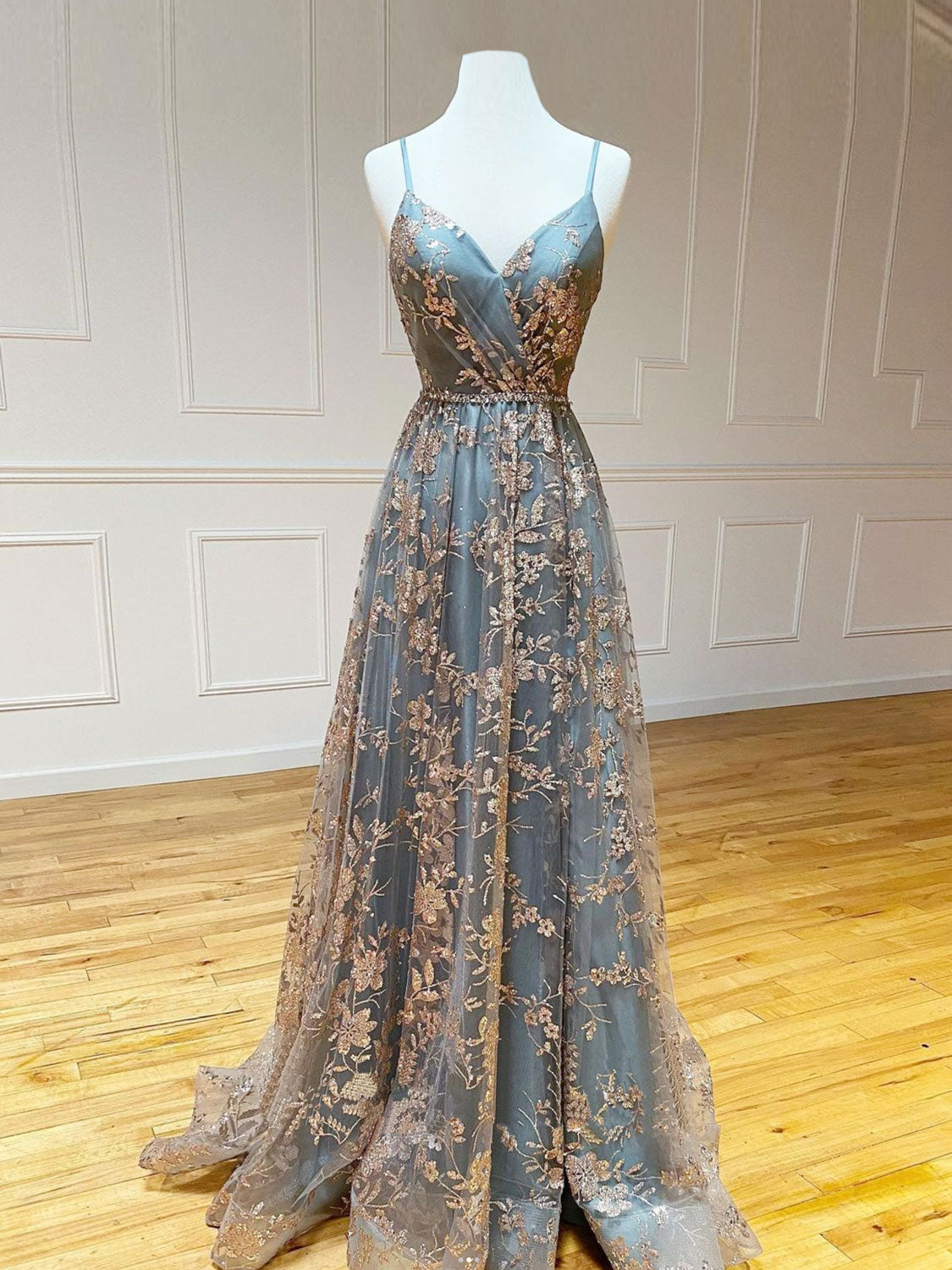 Sequin A-Line V Neck Tulle Long Prom Dress Backless Evening Gown