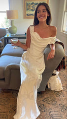 Elegant Long Prom Evening Dress Satin Sleeveless Wedding Gown