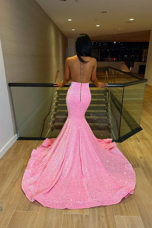Luxurious Tulle Mermaid Prom Dress with Shoulder Straps and Beaded Details