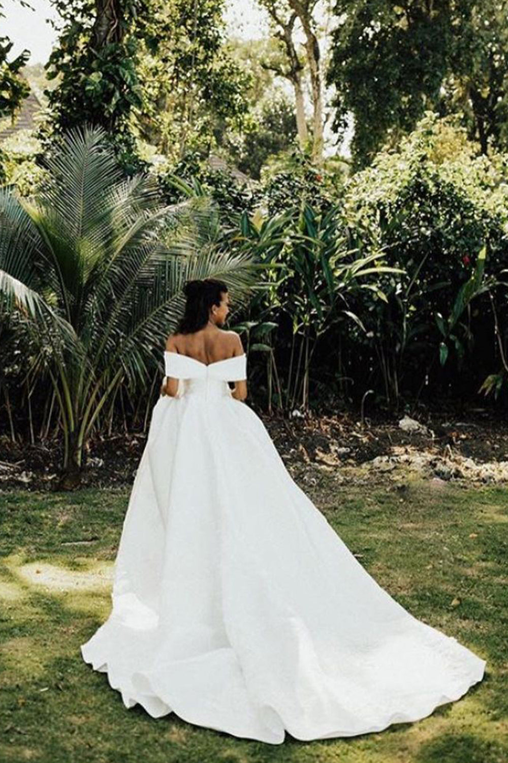 Elegant White V-Neck Off-Shoulder Lace Ball Gown Wedding Dress with Cathedral Train