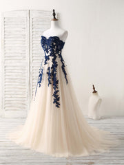Elegant A-Line Sweetheart Tulle Lace Applique Green Long Prom Bridesmaid Dress