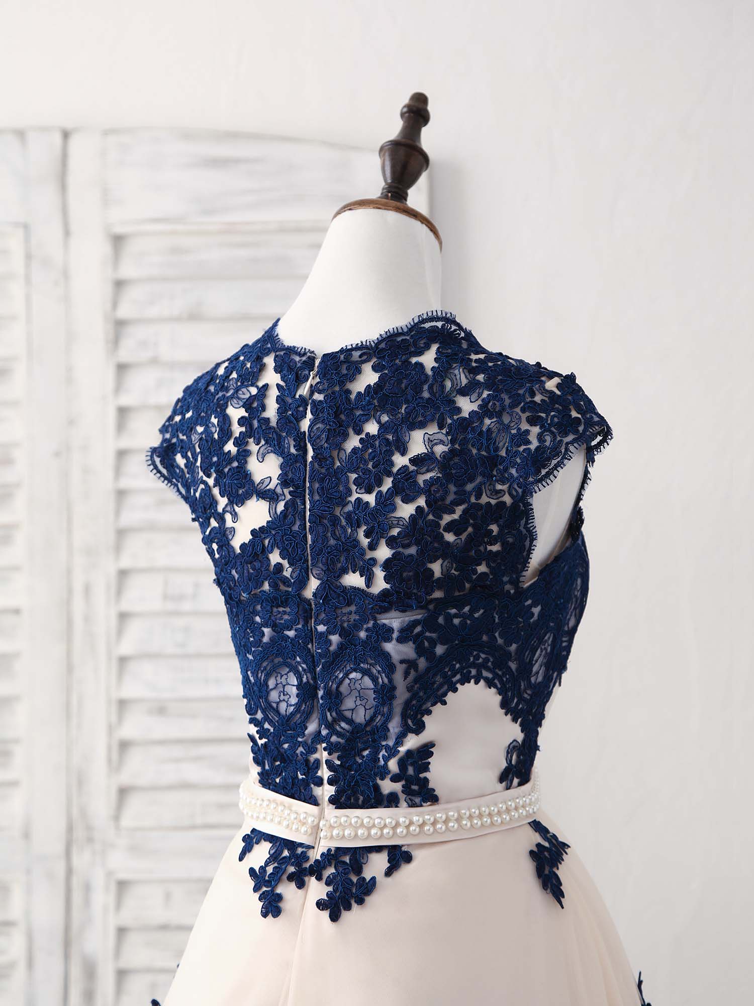 Elegant Dark Blue Lace Tulle Short Prom Dress, Stylish Blue Bridesmaid Gown