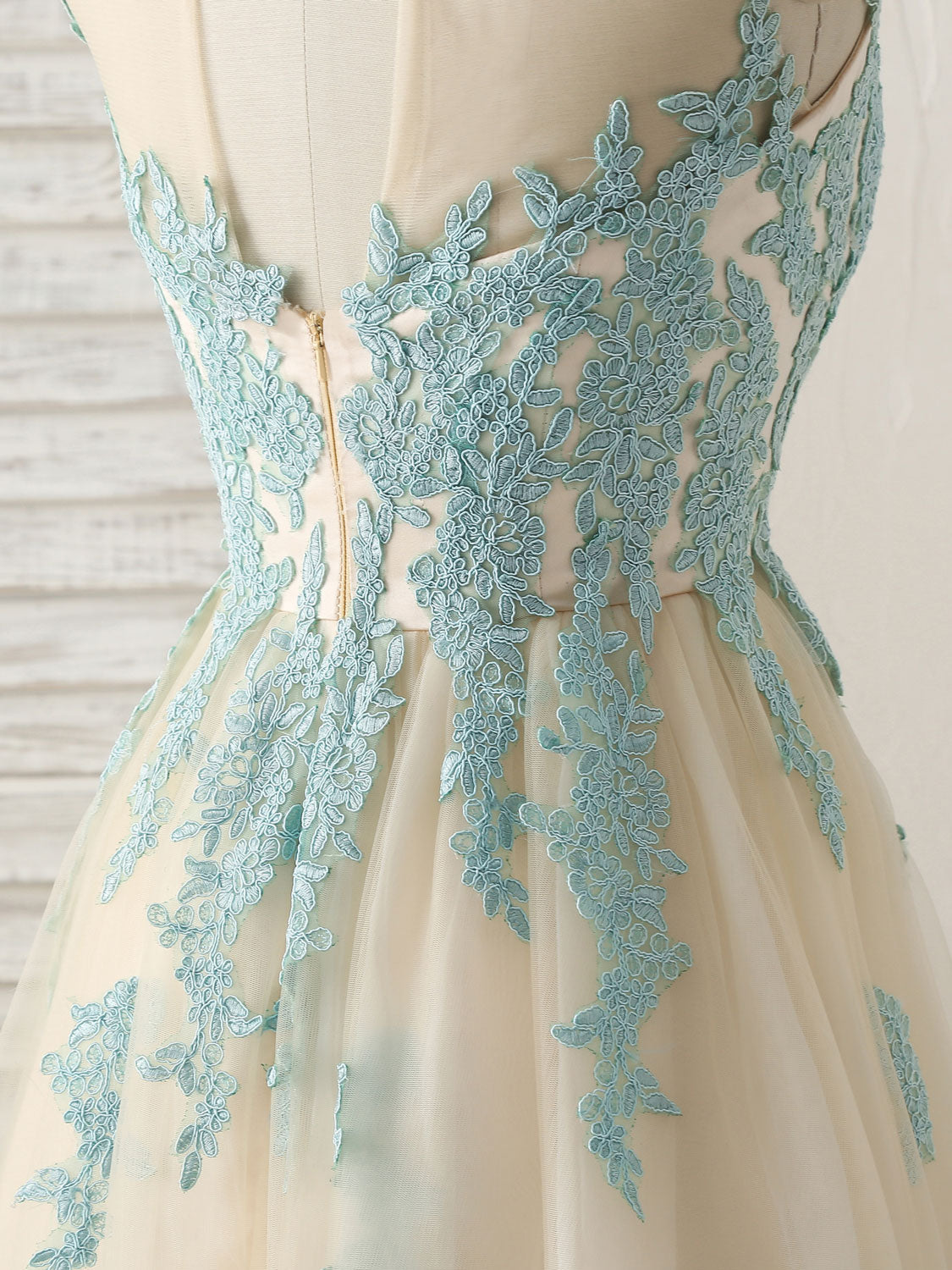 Elegant Green Lace Tulle Prom Bridesmaid Dress Gown with Long Sleeves