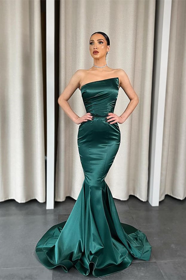 Stunning Dark Green Strapless Mermaid Evening Gown for Formal Occasions and Prom