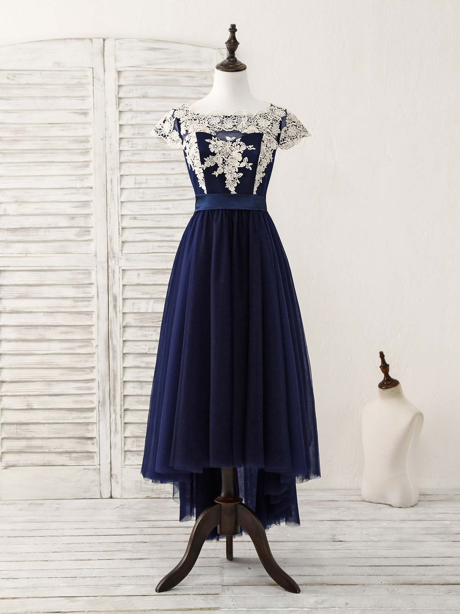 Elegant Dark Blue Tulle Lace Applique High-Low Prom Dress for Special Occasions