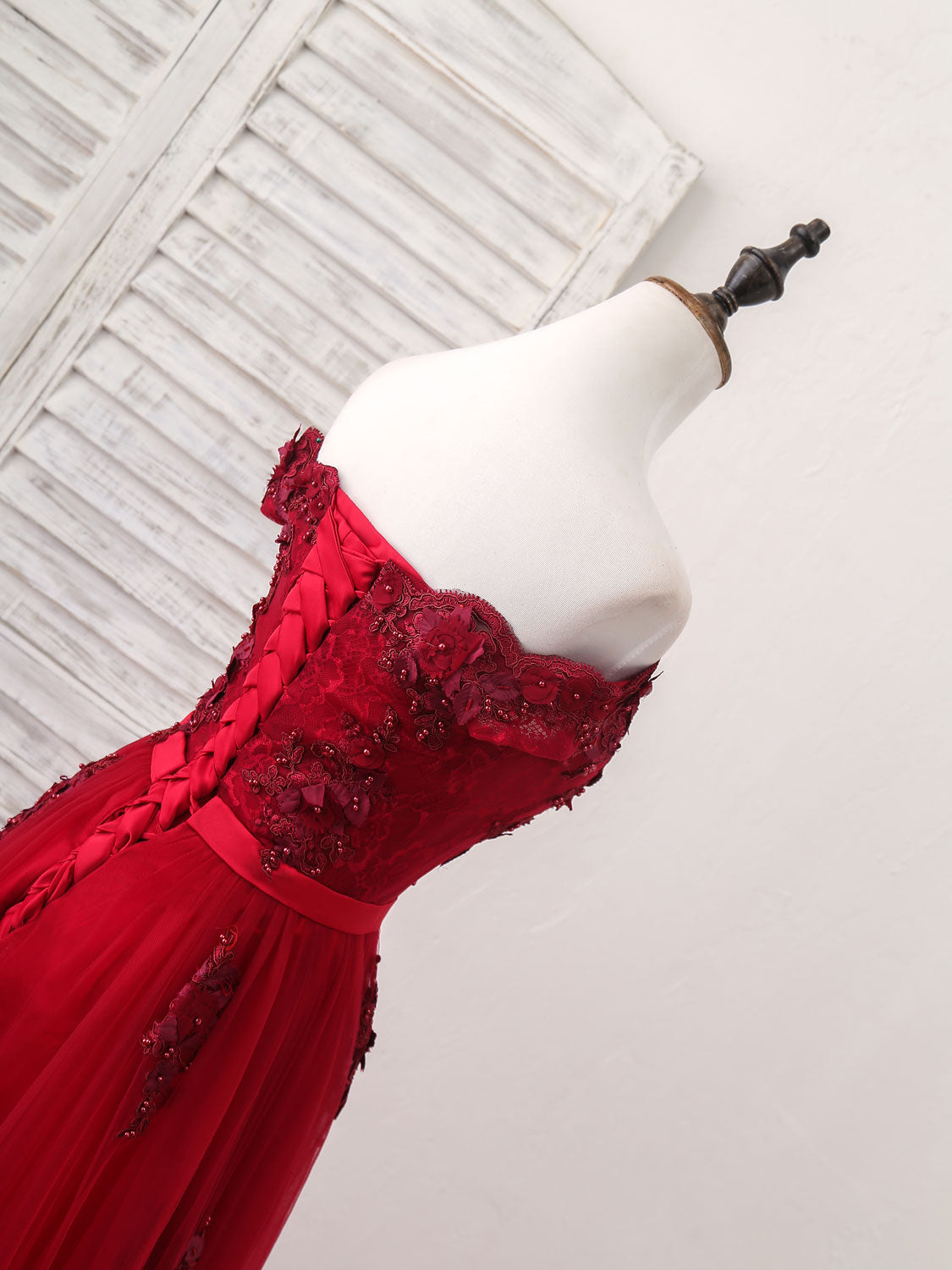 Elegant Burgundy Off-Shoulder Tulle Lace Applique Long Prom Evening Dress