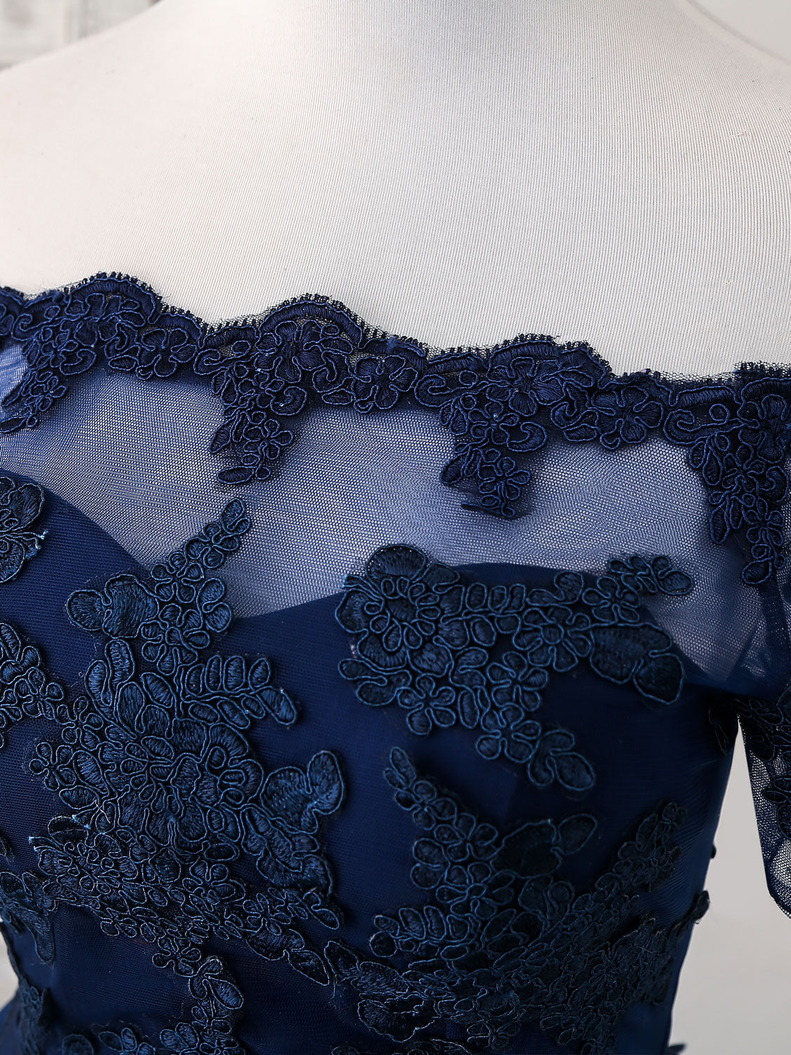 Elegant Dark Blue Tulle Lace Short Prom Dress for Homecoming and Special Occasions