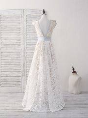 Elegant White Lace High-Low Prom Bridesmaid Dress - Round Neck Formal Gown