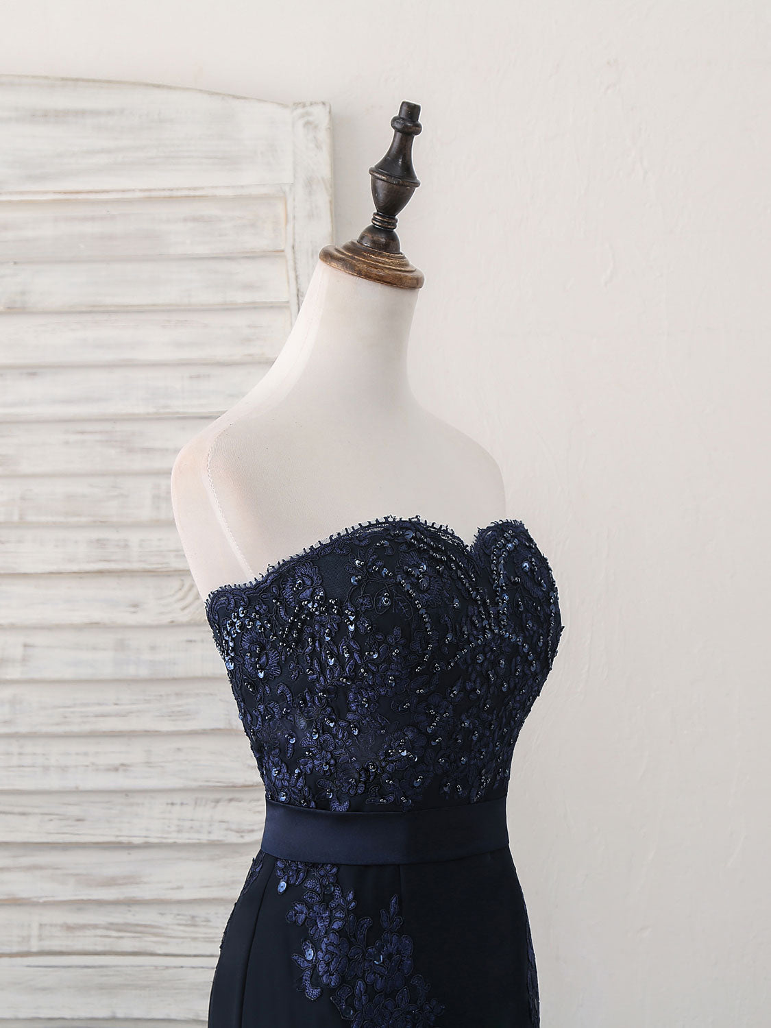 Elegant Dark Blue Sweetheart Mermaid Long Prom Evening Gown for Special Occasions