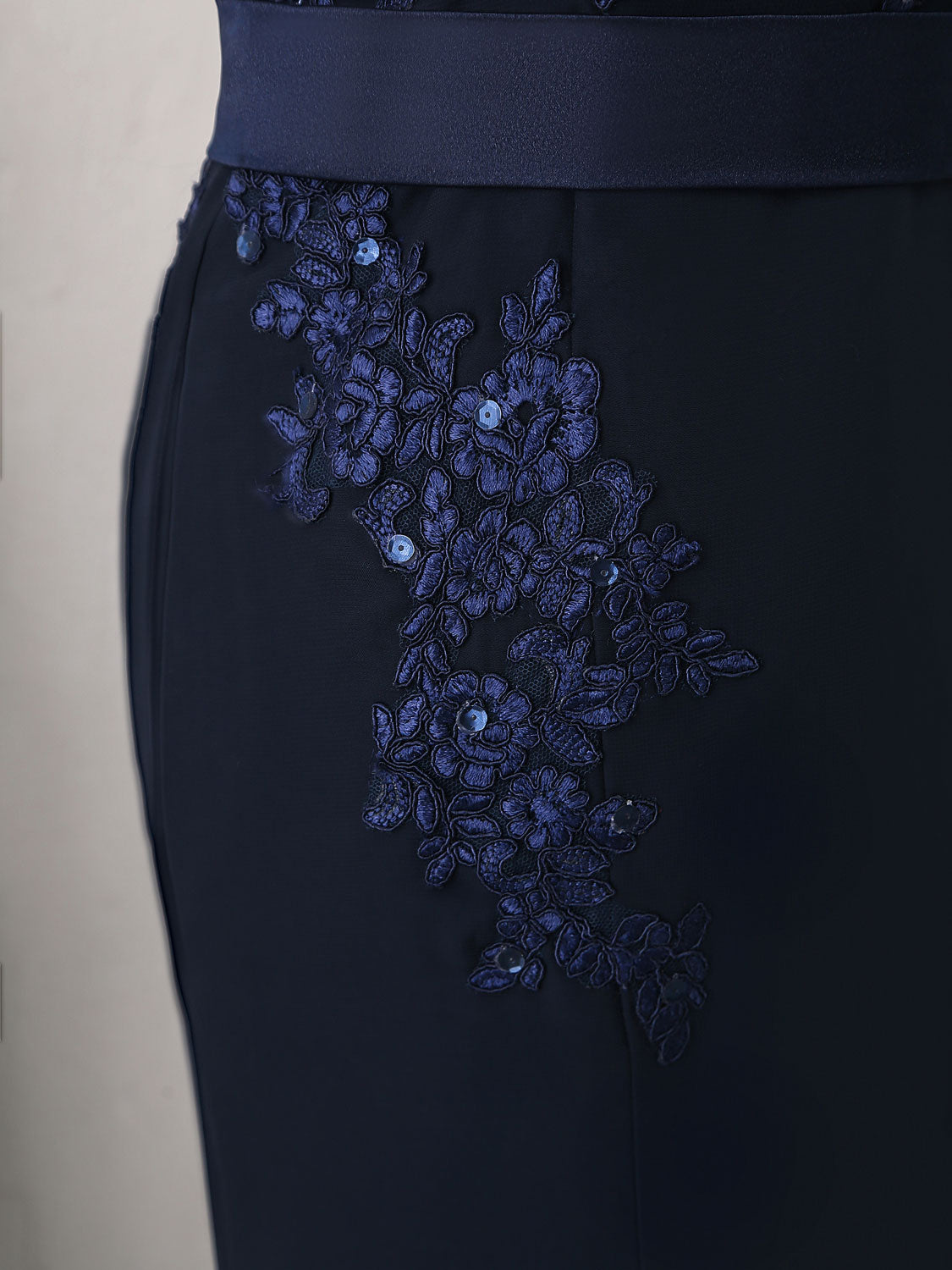 Elegant Dark Blue Sweetheart Mermaid Long Prom Evening Gown for Special Occasions