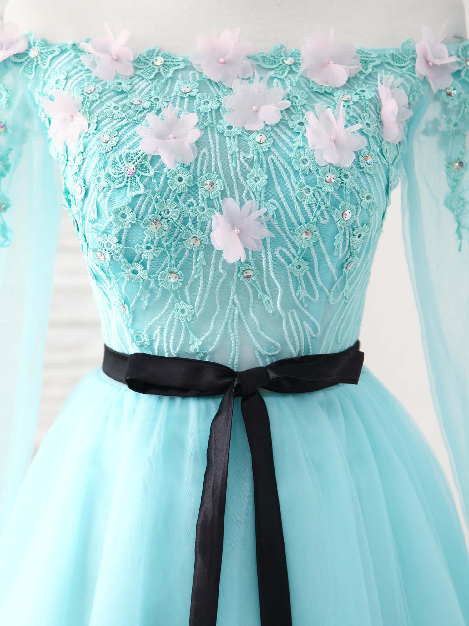 Elegant Green Tulle Lace Applique Short Prom Dress for Homecoming Events