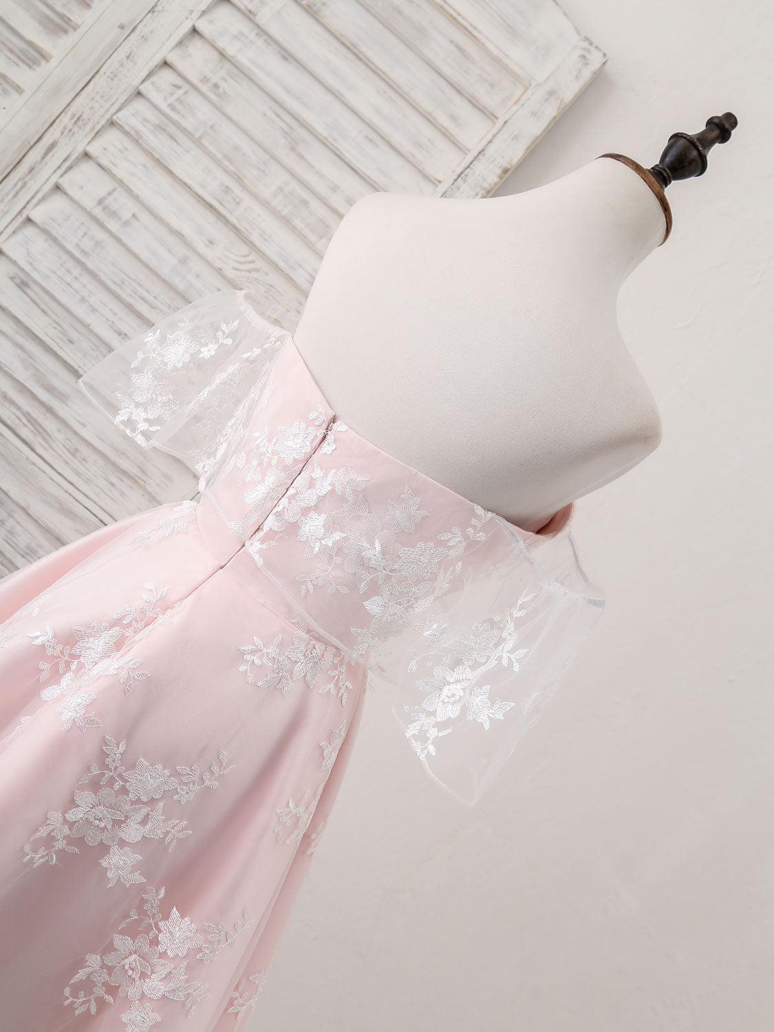 Elegant Pink Tulle Sweetheart Lace Short Prom Dress for Homecoming and Parties