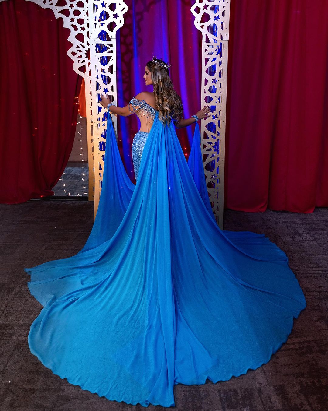 Elegant Off-Shoulder V-Neck Prom Gown with Sequin Embellishments & Flowing Trail
