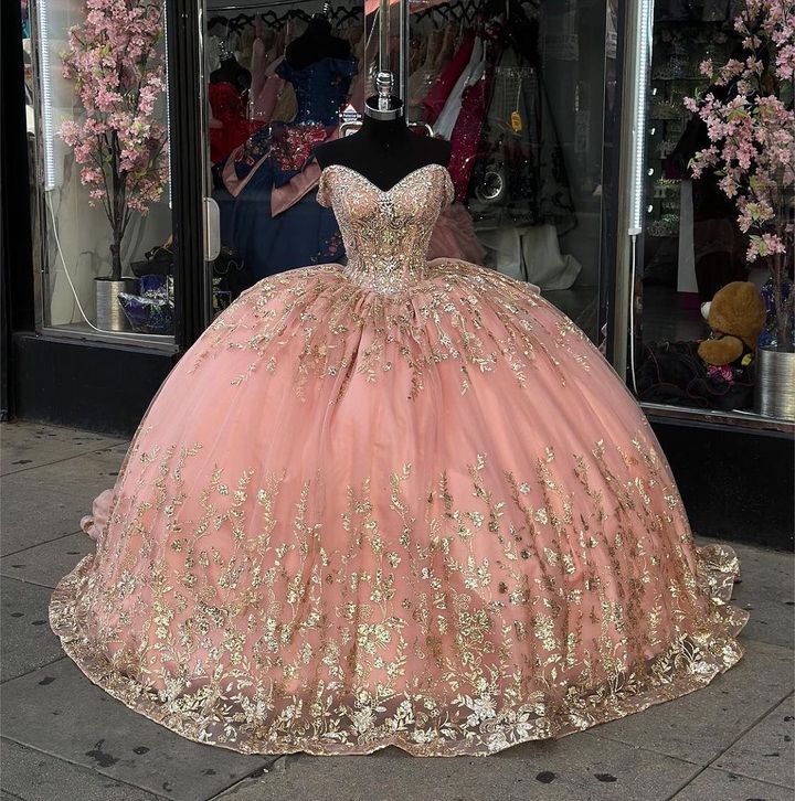 Pink Princess Off-Shoulder Tulle Ball Gown Quinceanera Dress
