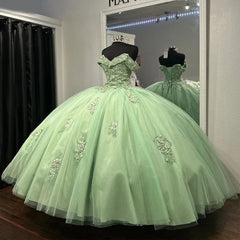 Luxury Sage Green Appliqué Lace Quinceañera Prom Gown Tulle