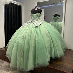 Luxury Sage Green Appliqué Lace Quinceañera Prom Gown Tulle