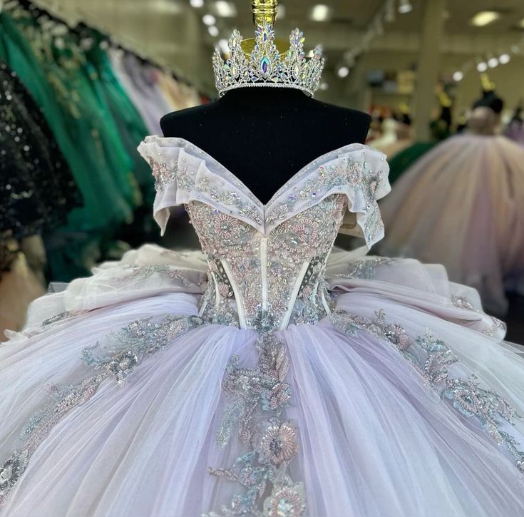 Quinceanera Lace Applique Sequin Beading Tulle Ball Gown Dress