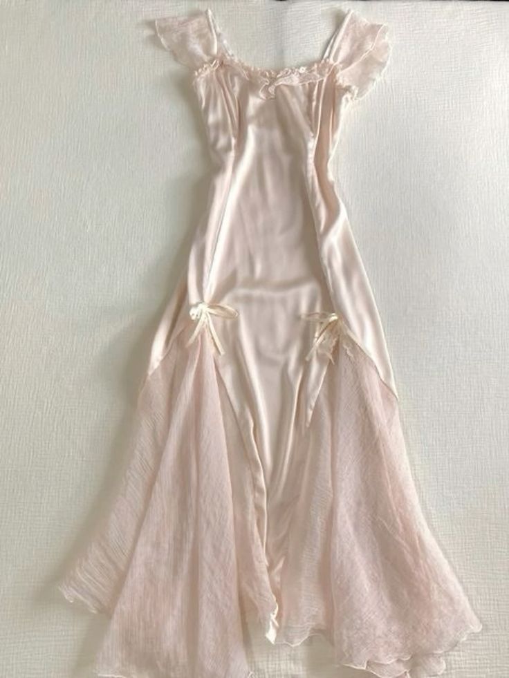 Baby Pink Satin Sleeveless Vintage Evening Dress with Built-in Bra