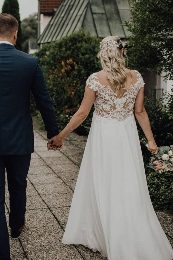 Elegant A-Line Sleeveless Chiffon Wedding Dress with Appliques and Lace