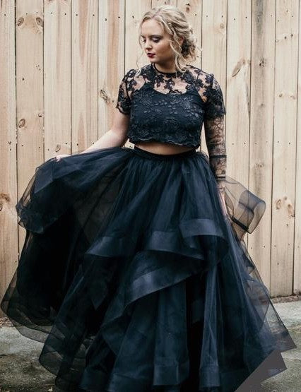 Long Mermaid Off-the-Shoulder Lace Wedding Dress - Elegant Bridal Gown