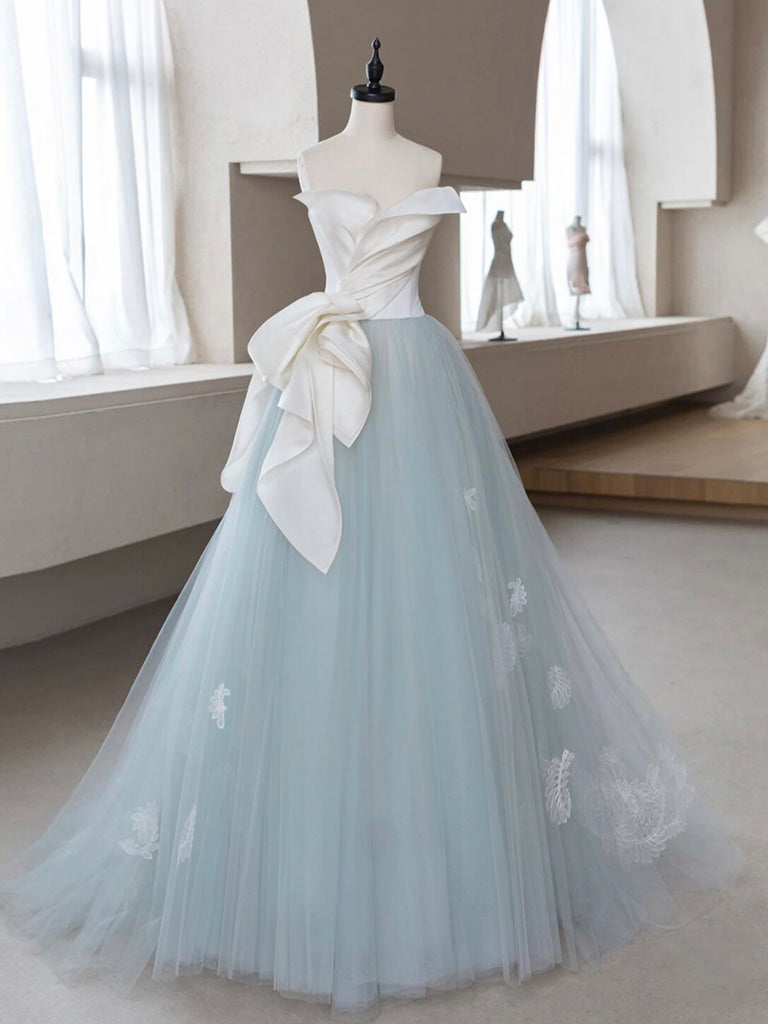 Enchanting A-Line Blue Tulle Gown with Lace Applique for Prom and Formal Events
