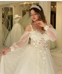 Elegant A-Line Wedding Dress with Spaghetti Straps and Long Sleeves