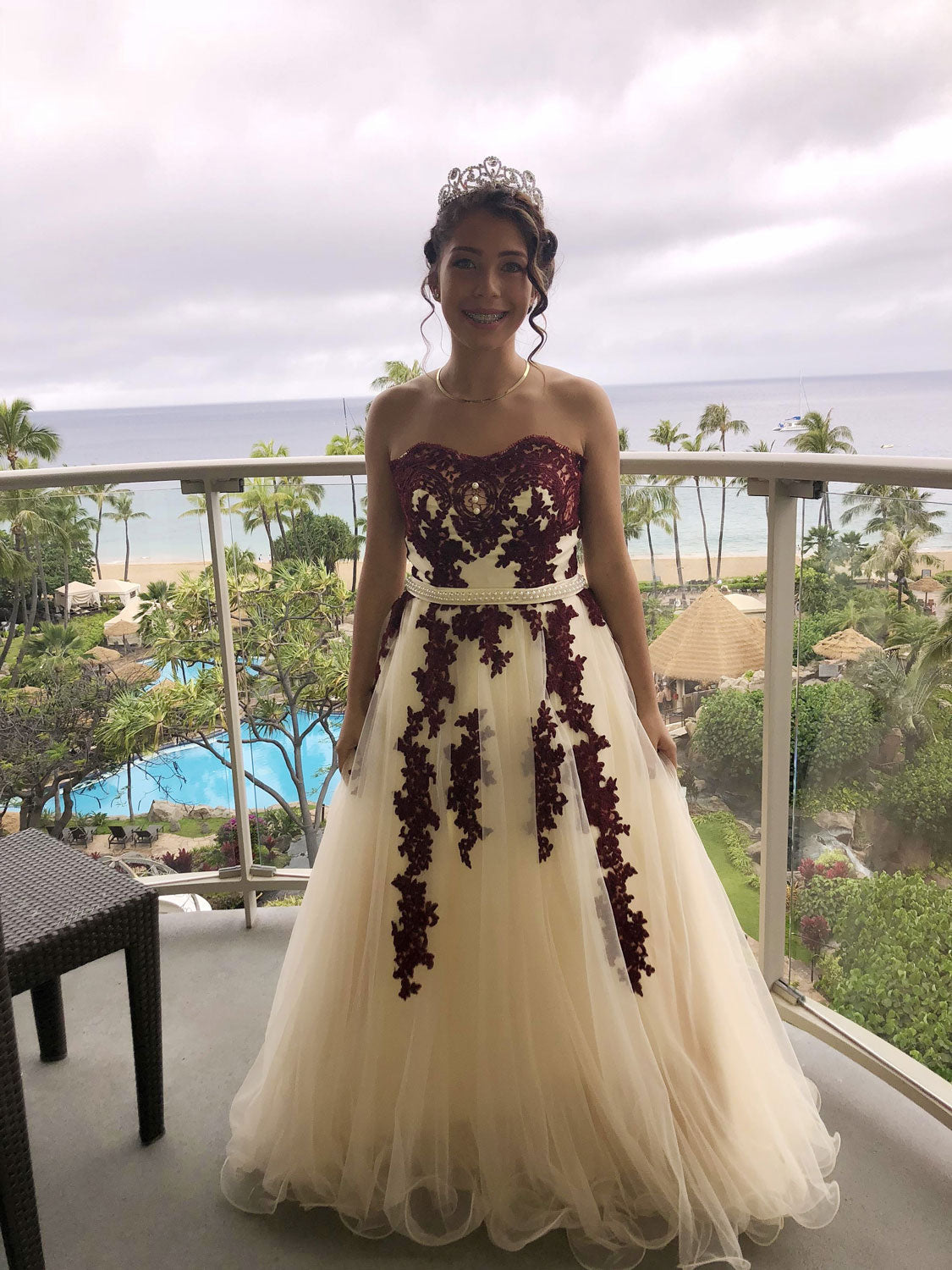 Elegant Sweetheart Tulle Long Prom Dress Burgundy Evening Gown