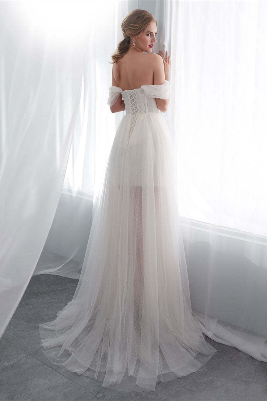 Romantic Off-the-Shoulder Tulle A-Line Bridal Gown with Appliqué