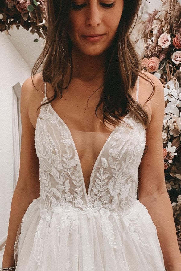 Elegant Mermaid Wedding Dress Sweetheart Neckline with Sleeves and Tulle Lace