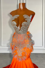 Stunning Sleeveless Crystals Fur Mermaid Prom Prom Dress Glitter Satin Party Dress with Tassels