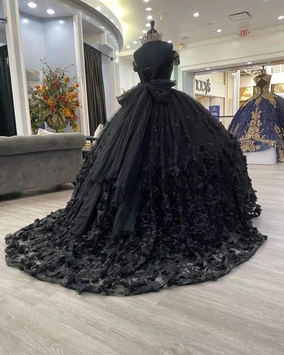 Stunning Black Quinceanera Ball Gown Prom Evening Dress