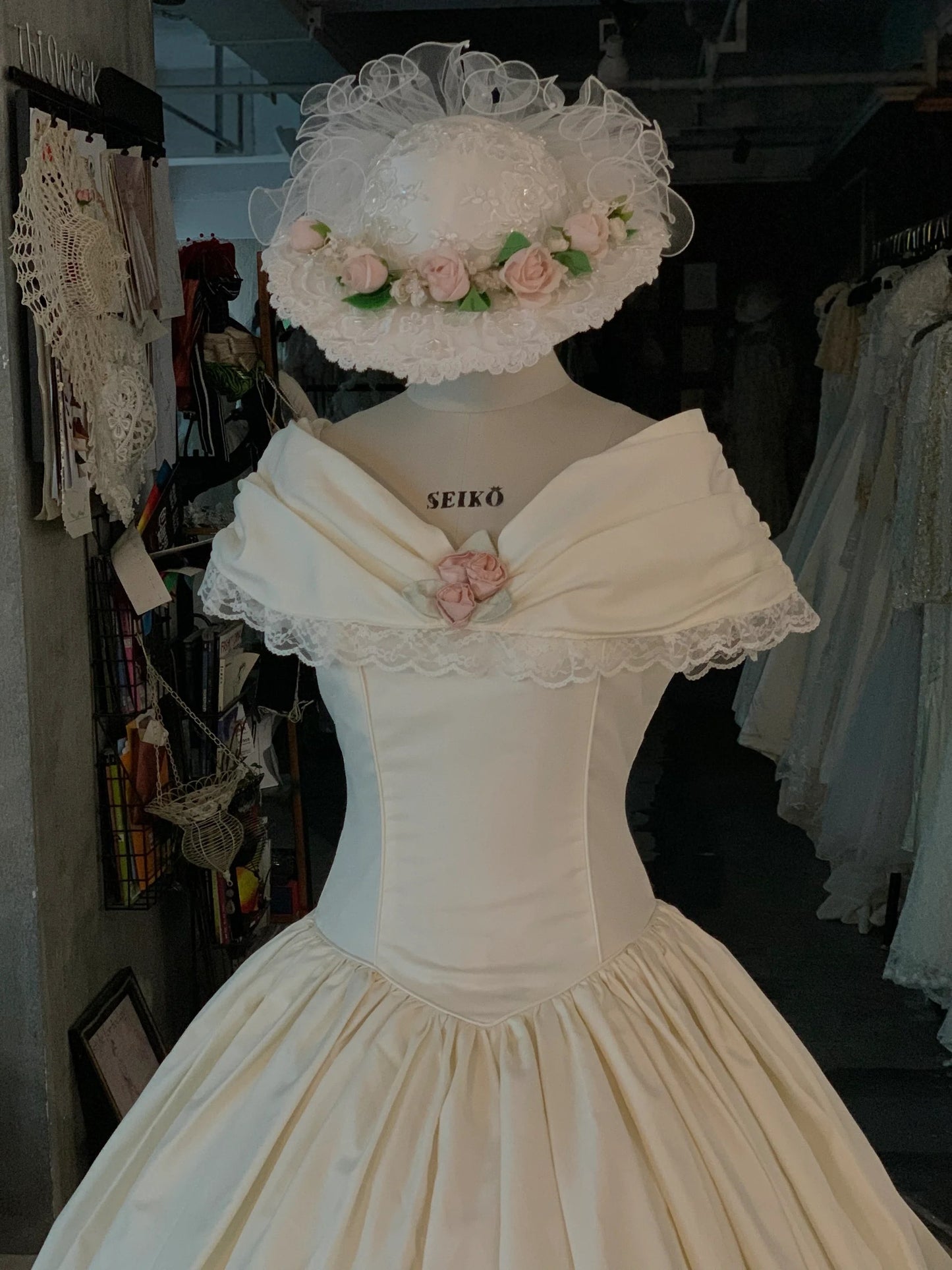 50s inspired Off Shoulders Tea Length Vintage Wedding Dress - DollyGown