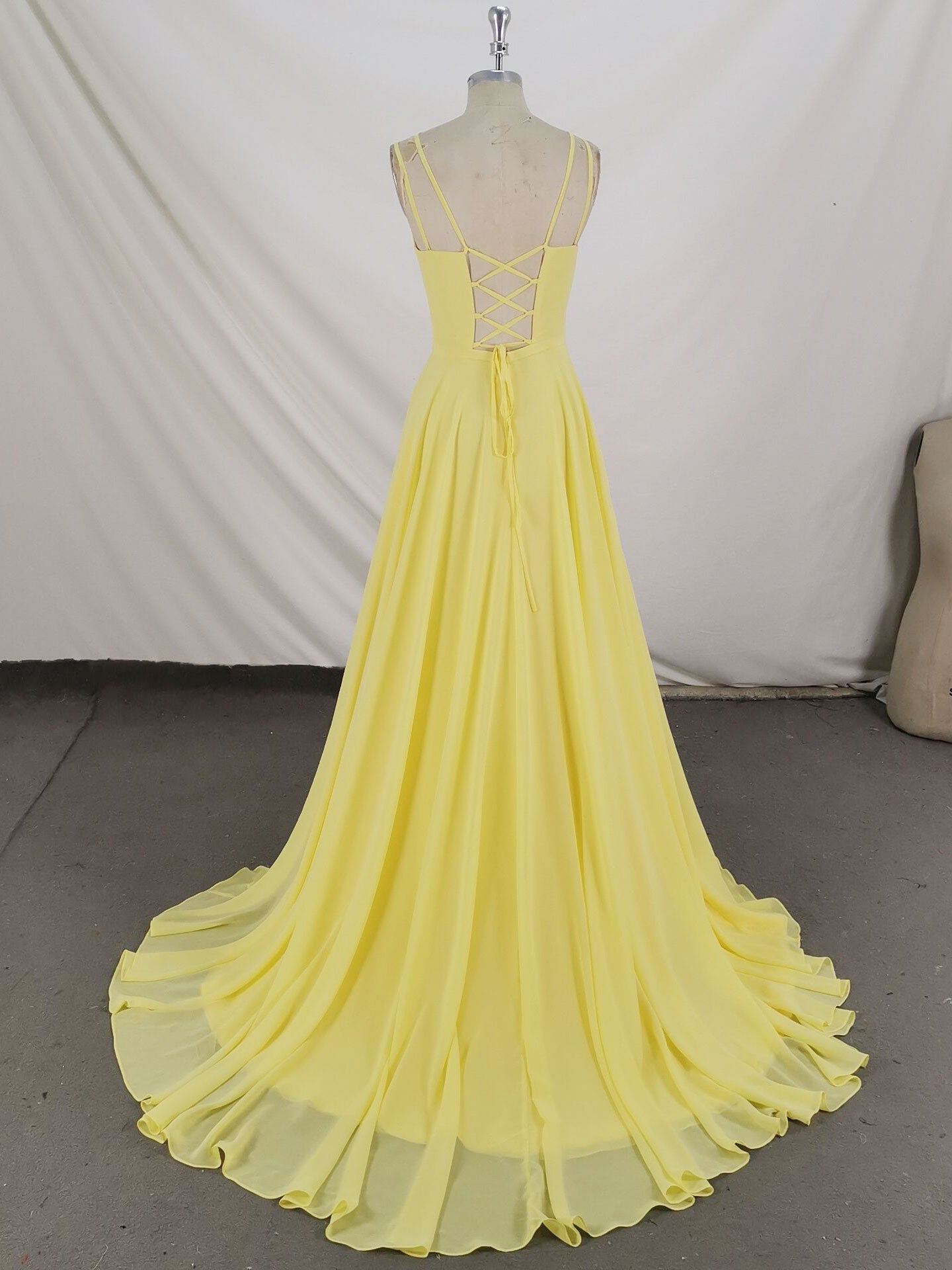 Elegant Flowy Yellow Chiffon Long Prom Dress for Special Occasions and Evenings
