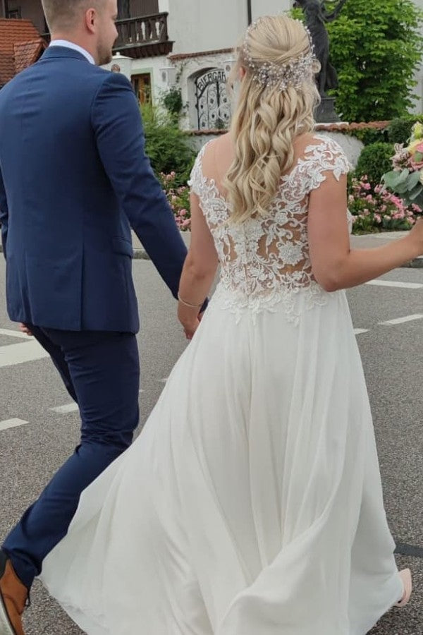 Elegant A-Line Sleeveless Chiffon Wedding Dress with Appliques and Lace