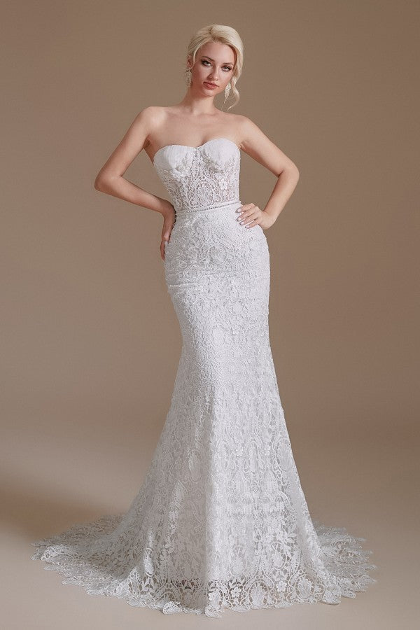 Elegant Mermaid Lace Wedding Dress with Detachable Sleeves Sweetheart Neckline