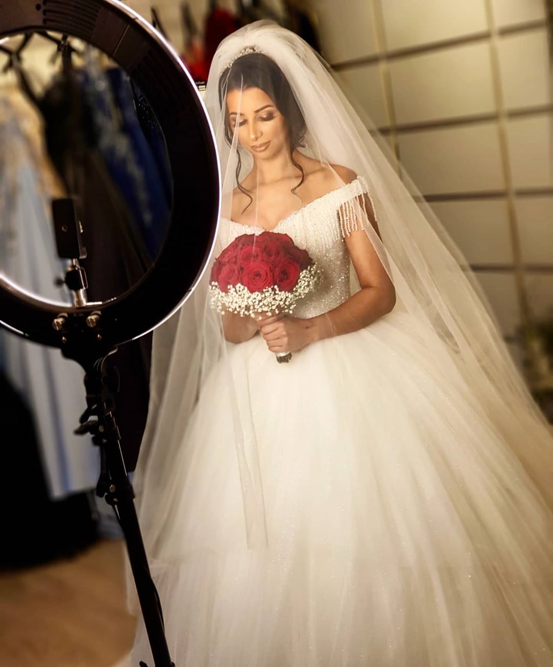 Exquisite Off-the-Shoulder Beaded Tassel Tulle Princess Wedding Dress for Brides